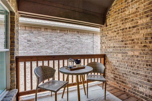 Exterior, Stone Walls