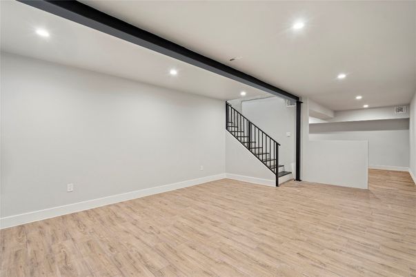 Empty room, Interior, Recessed Lighting, Wood Texture Flooring