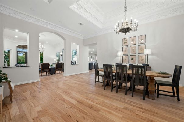 Chandelier, Dining room, Interior, Recessed Lighting, Wood Texture Flooring