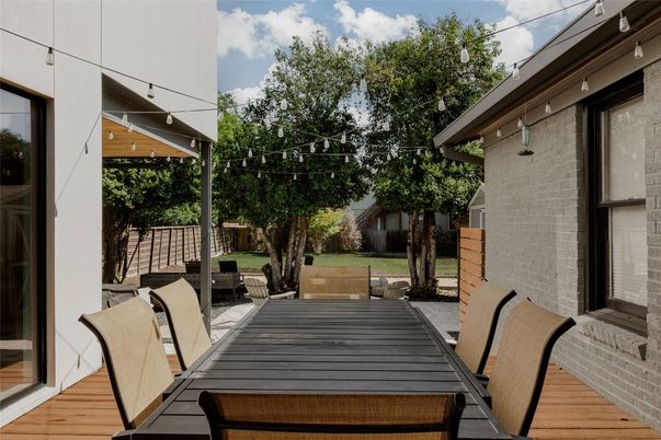Backyard, Exterior