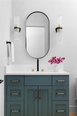Bathroom, Dual Sink Vanities, Interior