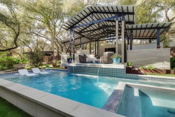Exterior, Pool