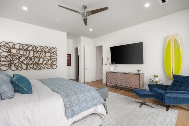 Bedroom, Interior, Recessed Lighting, Wood Texture Flooring