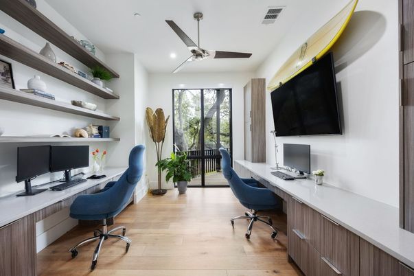 Home Office, Interior, Recessed Lighting, Wood Texture Flooring
