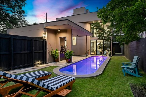 Backyard, Exterior, Pool