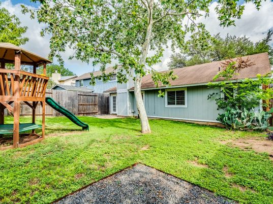 Backyard, Exterior, Playground