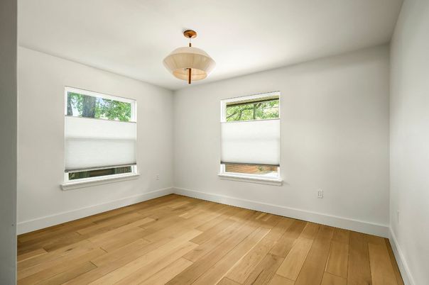 Empty room, Interior, Pendant Lights, Wood Texture Flooring