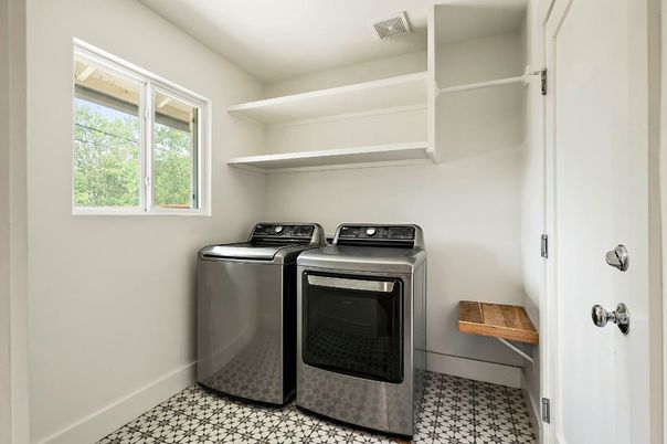 Interior, Washer