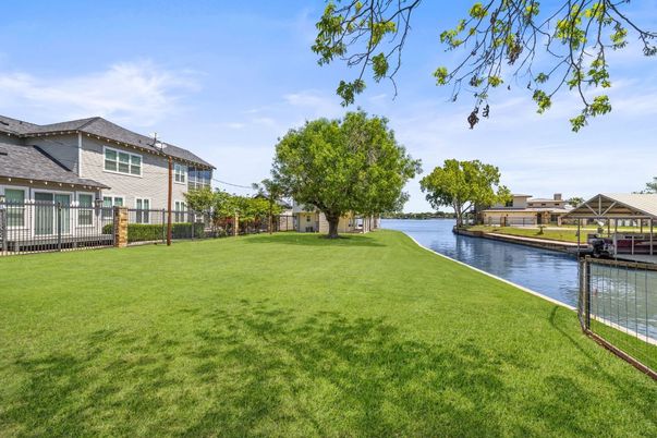 Backyard, Exterior, Water