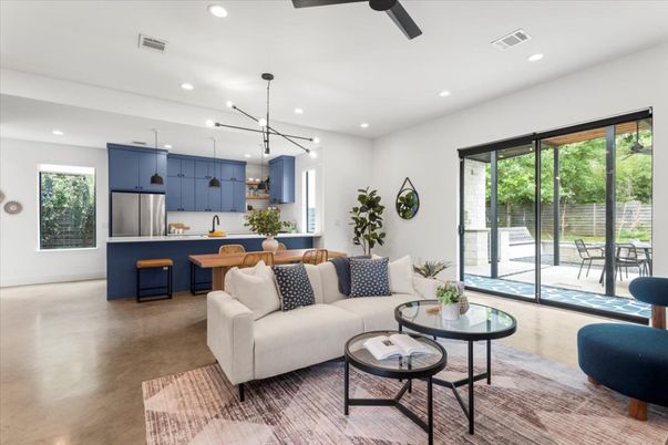 Interior, Kitchen, Living room, Pendant Lights, Recessed Lighting, Stainless Steel Appliances