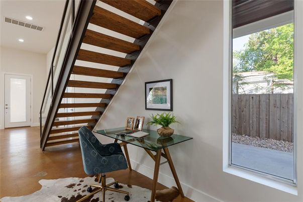 Home Office, Interior, Recessed Lighting, Wooden Beams, Wood Texture Flooring
