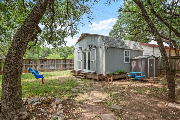 Backyard, Exterior