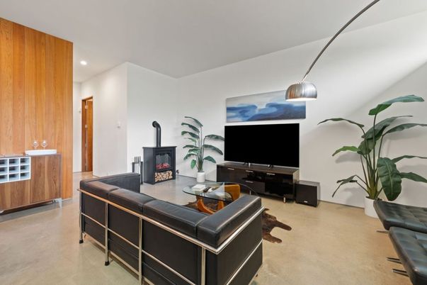 Fireplace, Interior, Living room, Recessed Lighting