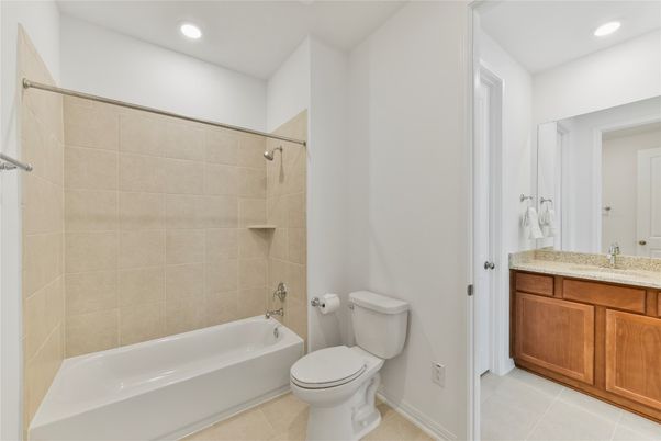 Bathroom, Interior, Recessed Lighting