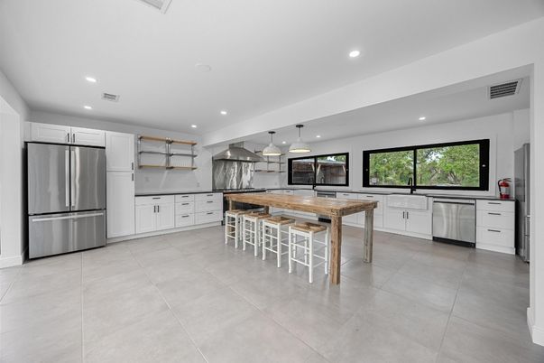 Interior, Kitchen, Pendant Lights, Recessed Lighting, Stainless Steel Appliances