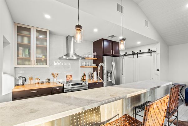 Interior, Kitchen, Pendant Lights, Recessed Lighting, Stainless Steel Appliances