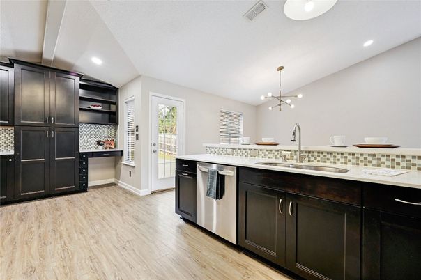 Interior, Kitchen, Pendant Lights, Recessed Lighting, Wood Texture Flooring