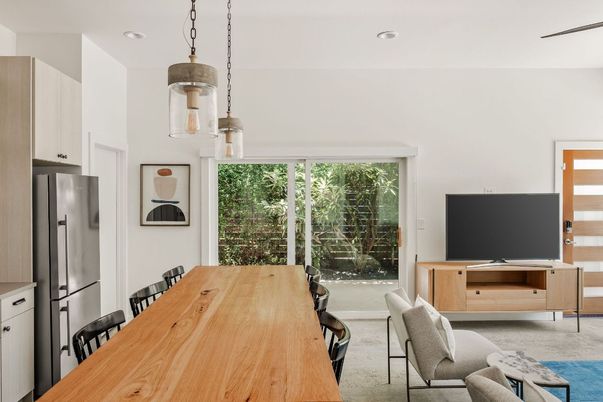 Dining room, Interior, Living room, Pendant Lights, Recessed Lighting, Stainless Steel Appliances
