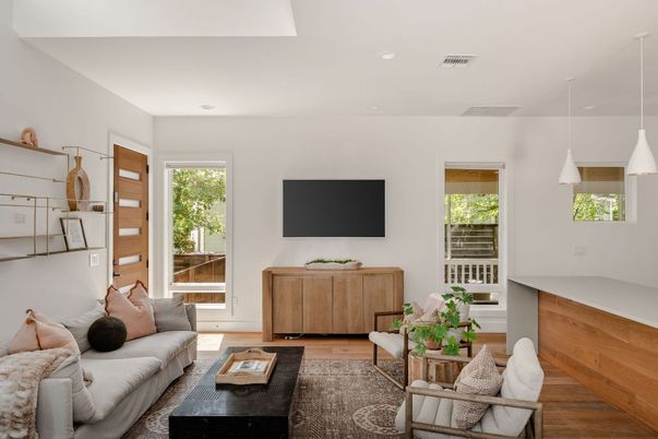 Interior, Living room, Pendant Lights, Recessed Lighting, Wood Texture Flooring