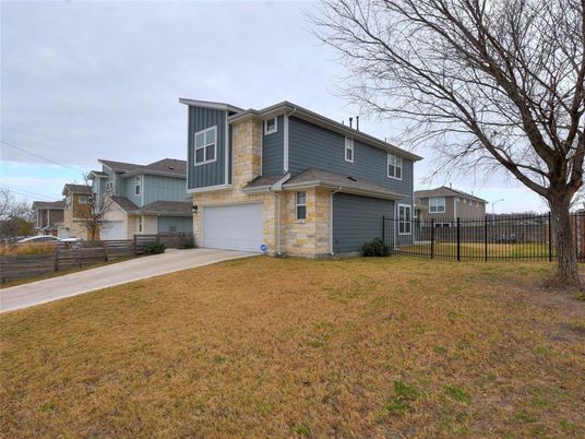 Attached, Exterior, Facade, Raised Ranch
