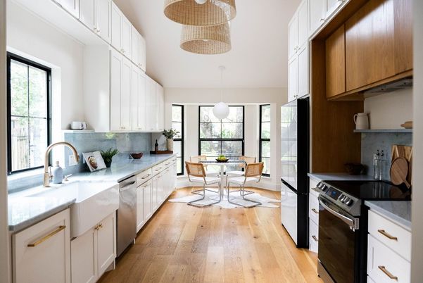 Dining room, Interior, Kitchen, Pendant Lights, Stainless Steel Appliances, Wood Texture Flooring