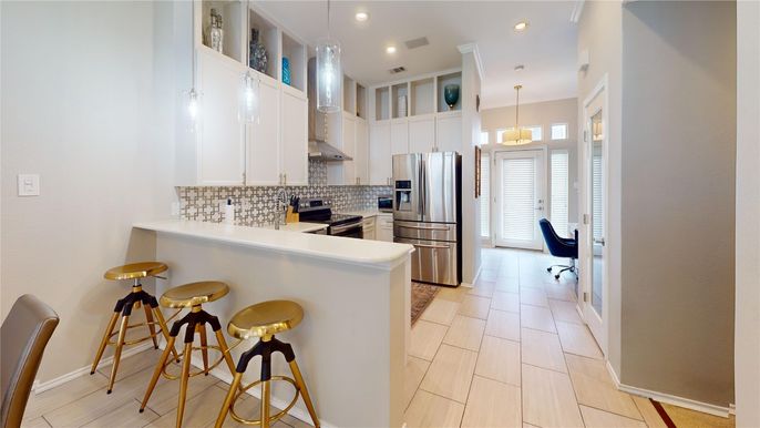 Interior, Kitchen, Pendant Lights, Recessed Lighting, Stainless Steel Appliances