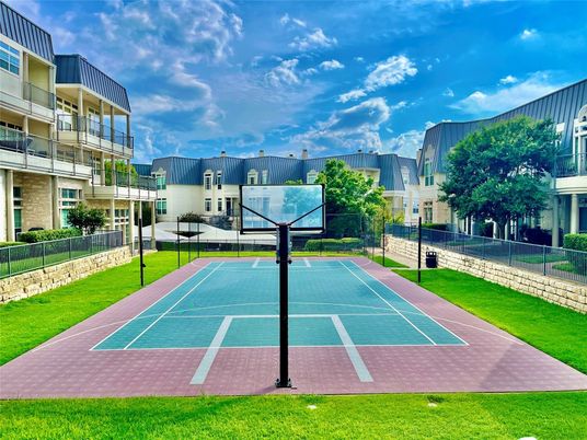 Exterior, Tennis Courts