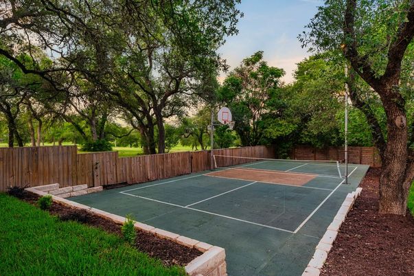 Exterior, Tennis Courts