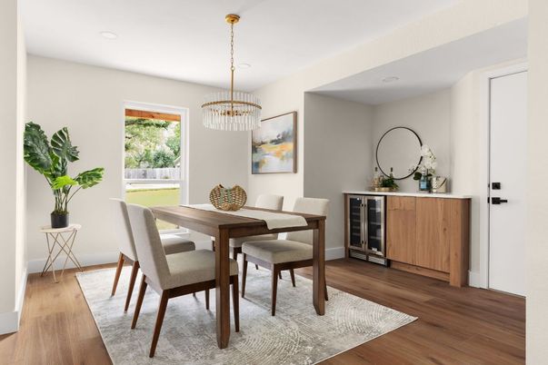 Chandelier, Dining room, Interior, Recessed Lighting, Wood Texture Flooring