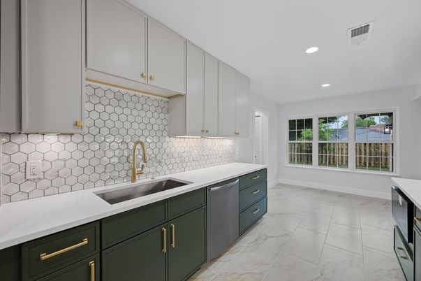 Interior, Kitchen, Marble, Recessed Lighting, Stainless Steel Appliances