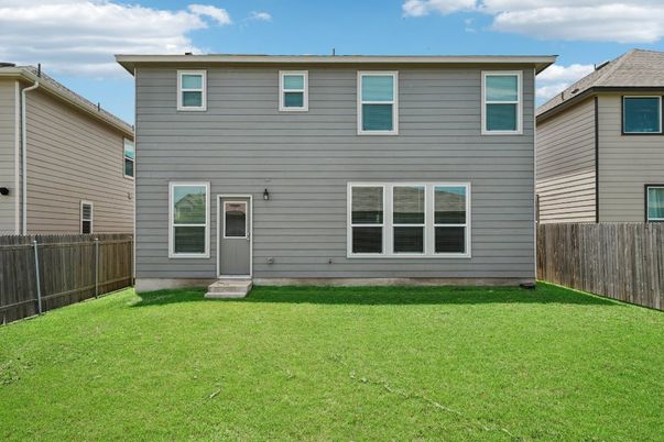 Exterior, Facade, Rowhouse