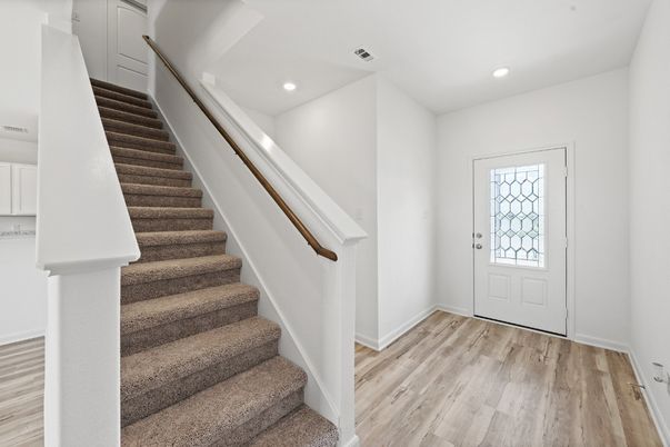 Interior, Recessed Lighting, Wood Texture Flooring