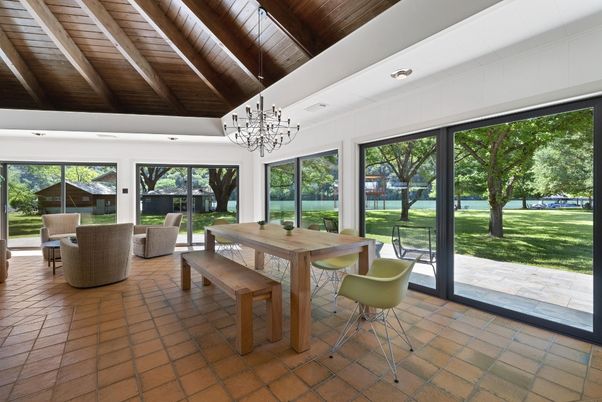 Chandelier, Dining room, Interior, Recessed Lighting, Wooden Beams, Wooden Ceilings