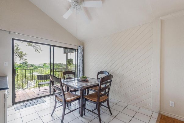 Dining room, Interior