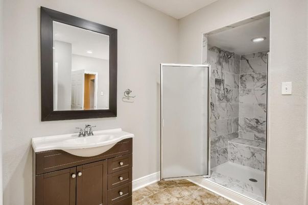 Bathroom, Interior, Marble Walls, Recessed Lighting