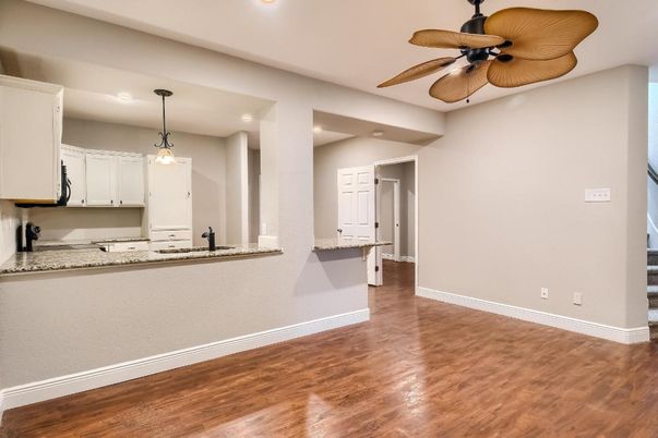 Interior, Pendant Lights, Recessed Lighting, Wood Texture Flooring
