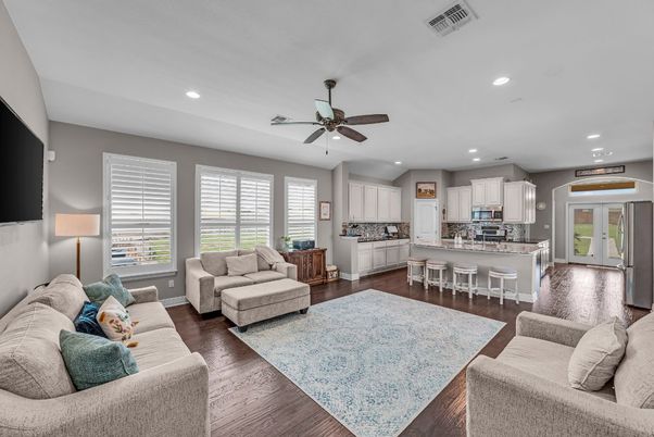 Interior, Kitchen, Living room, Recessed Lighting, Wood Texture Flooring