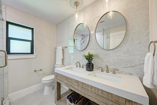 Bathroom, Dual Sink Vanities, Interior