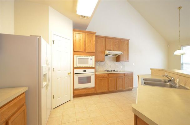 Interior, Kitchen, Pendant Lights