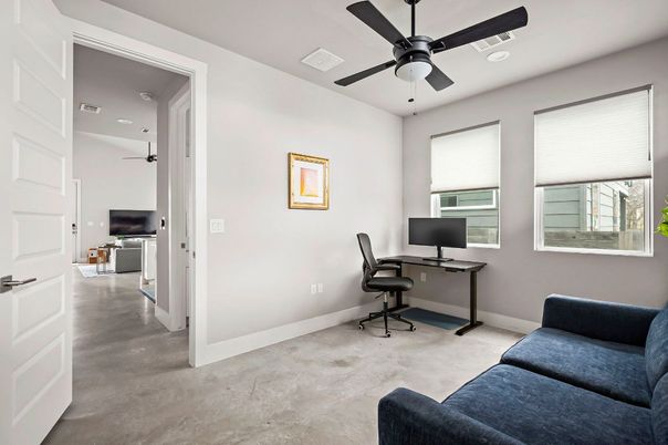 Home Office, Interior