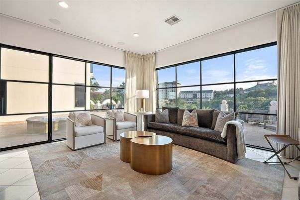 Interior, Living room, Recessed Lighting, Sun Room