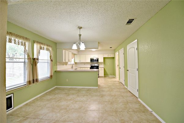 Interior, Kitchen, Pendant Lights, Stainless Steel Appliances