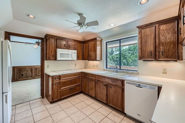 Interior, Kitchen, Recessed Lighting