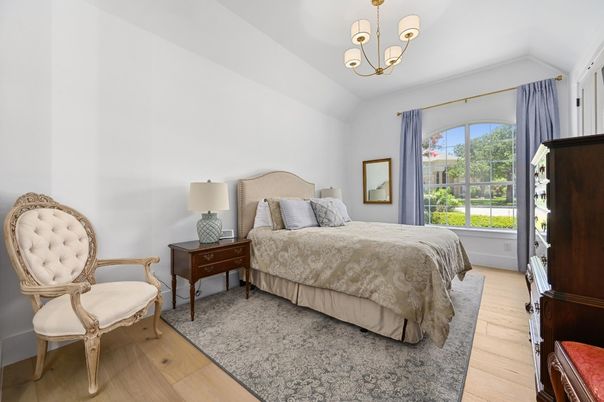 Bedroom, Chandelier, Interior, Pendant Lights, Wood Texture Flooring