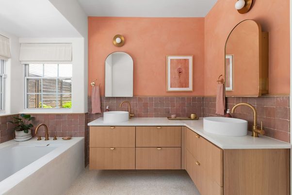 Bathroom, Dual Sink Vanities, Interior