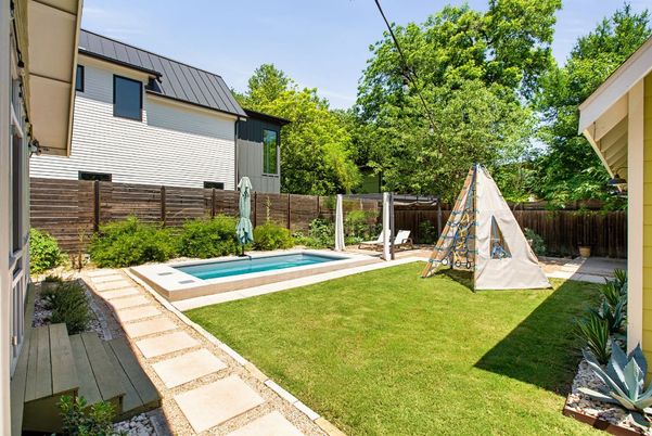 Backyard, Exterior, Pool