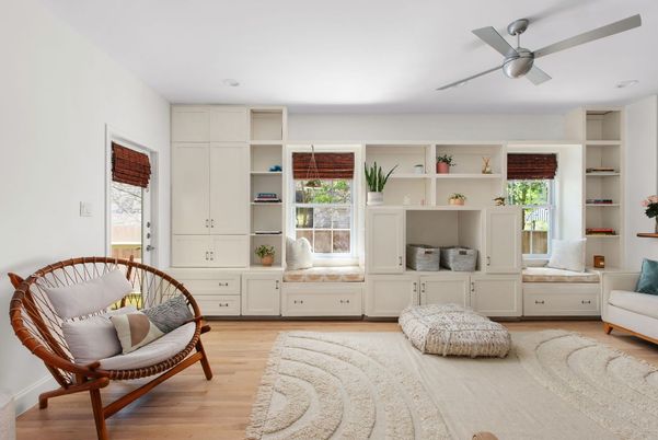 Interior, Recessed Lighting, Wood Texture Flooring