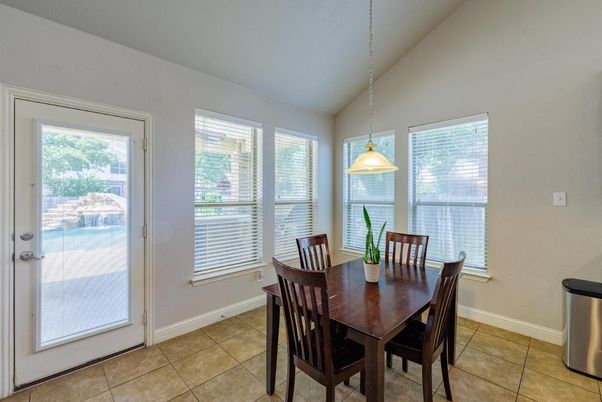 Dining room, Interior, Pendant Lights