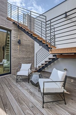 Exterior, Wood Texture Flooring