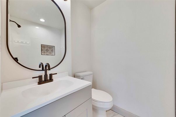 Bathroom, Interior, Marble, Recessed Lighting